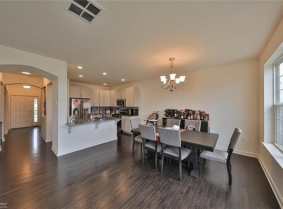5th image of 2745 Homestead Dr