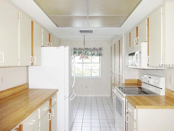3rd image of 1601 43rd St N APT 137