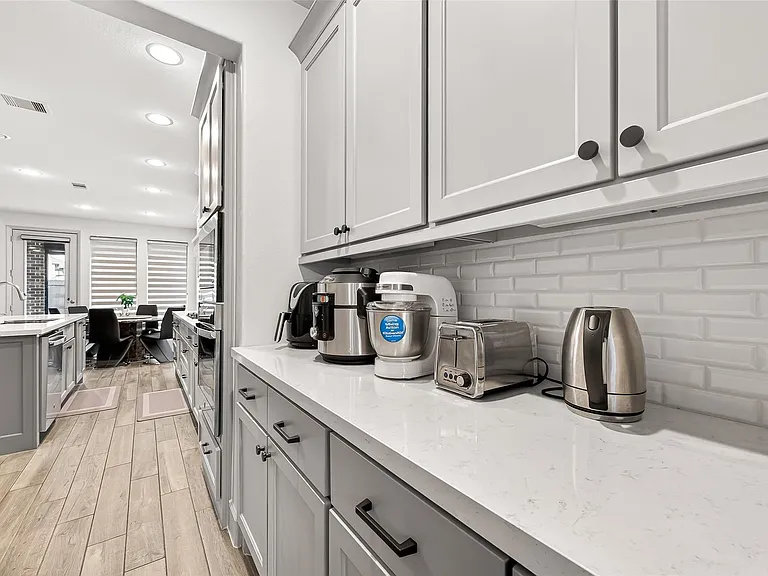 2506 Falling Fig Ln — Photo 18
