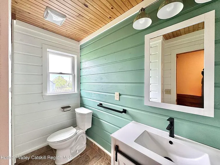 568 Old Plank Rd — Photo 25