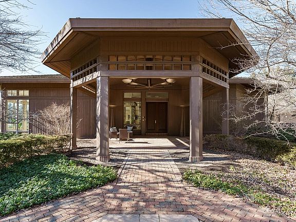 2nd image of 8263 North River ROAD