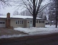 1st image of 521 12th Ave E