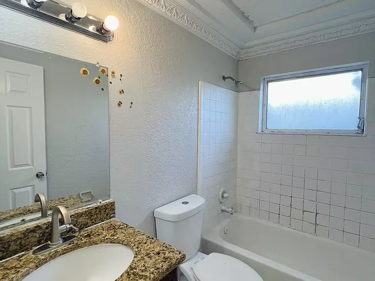 437 Kee St — Photo 13