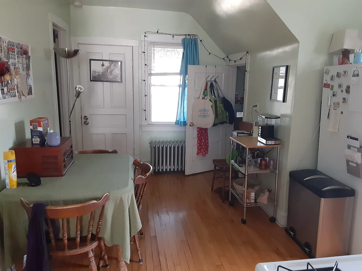 2439 N Monticello Ave — Photo 4