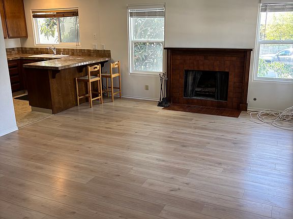 3rd image of 11818 Courtleigh Dr APT 102