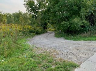Jaeger Rd, Lorain, OH 44053