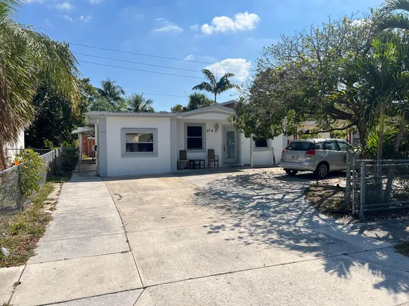 204 Jackson Avenue, Greenacres, FL 33463