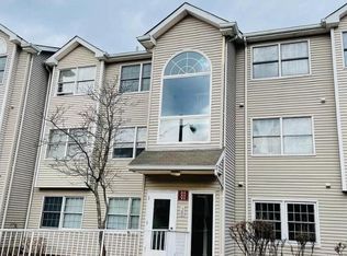 322 Edpas Rd #322, New Brunswick, NJ 08901