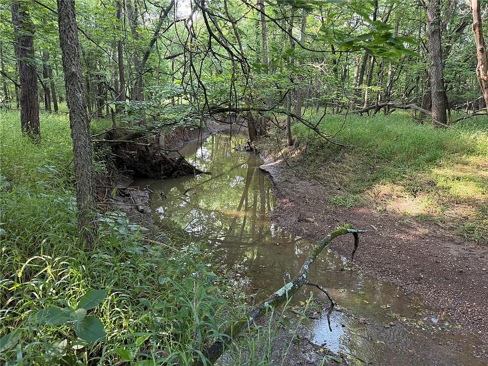 1st image of 1601 Road