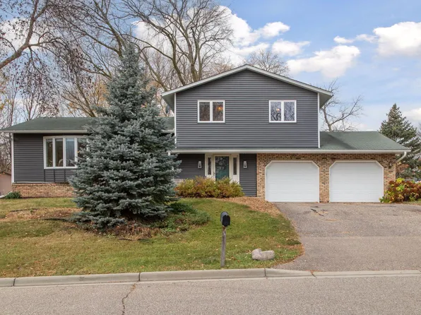 1450 Cardinal Cv, Chaska, MN 55318