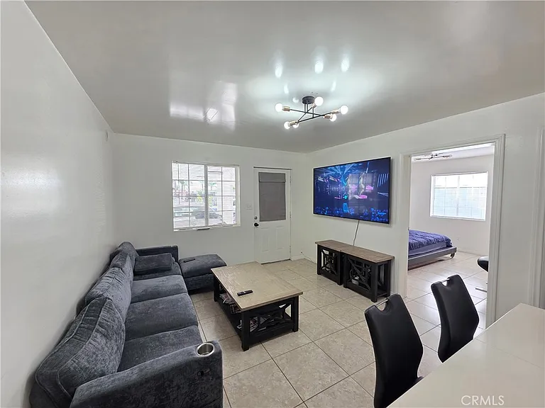 13501 Egbert St — Photo 40