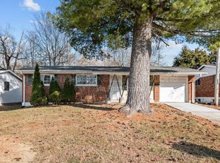 10314 Viscount Dr, Saint Louis, MO 63136