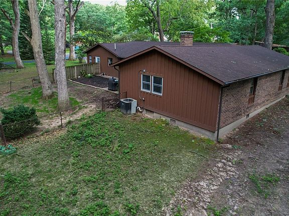 4th image of 23 Shady Ln
