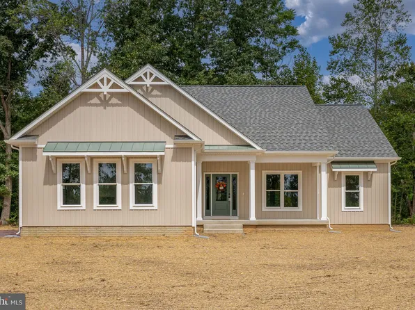 12395 Catkin Ct, King George, VA 22485