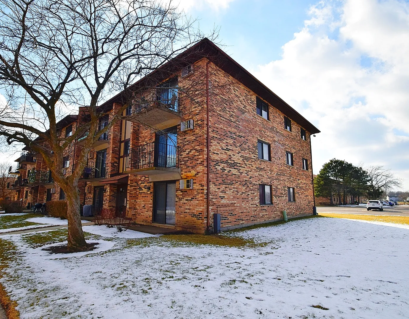 230 Klein Creek Ct APT 2B photo 1