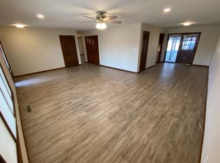 654 S Hickory Ave #8, Springfield, MO 65809