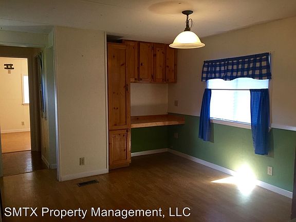 3rd image of 702 El Camino Way