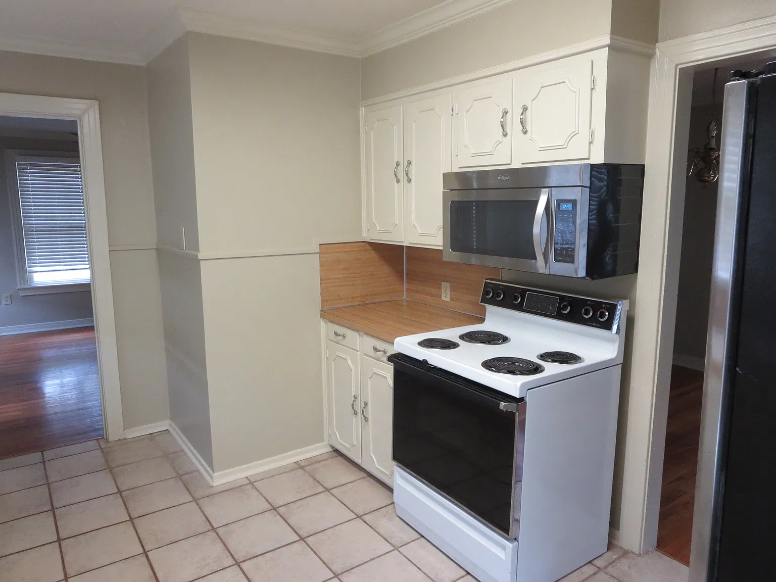 2 bed, 1097 sqft, $1,200 — Photo 3