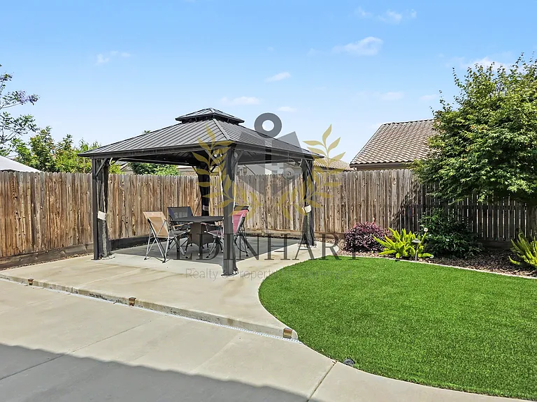 1138 S Simon St — Photo 28