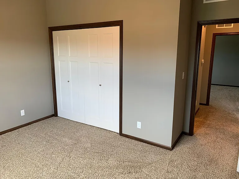 1211 NE Windsor Dr #201 — Photo 13