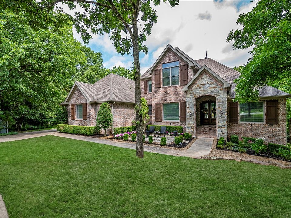 1st image of 5272 Prestwick North Cir