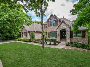 5272 Prestwick North Cir, Fayetteville, AR 72704