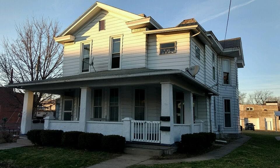 1st image of 143 W Mulberry St APT A