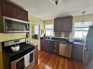 17 Sterling St, Somerville, MA 02144