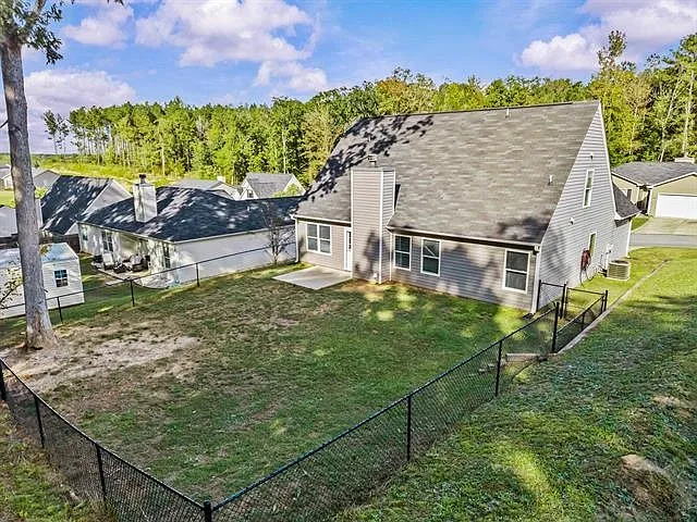119 Misty Grove Ln — Photo 2
