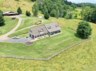2160 Davis Knob Rd, Galax, VA 24333
