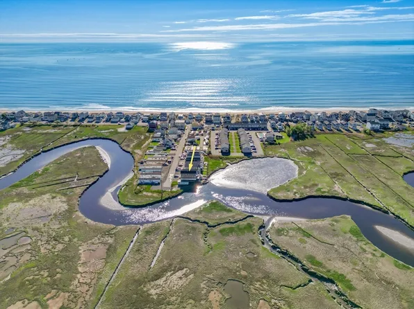 35 Liberty St, Salisbury, MA 01952