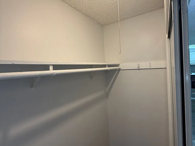 2515 Ocean View Ave #109 — Photo 9