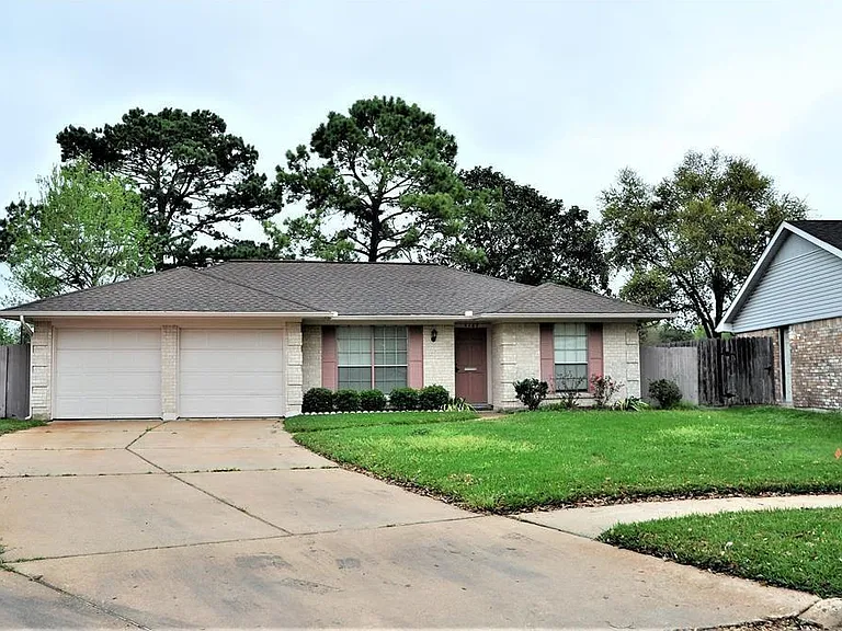 4107 War Admiral Dr — Photo 2