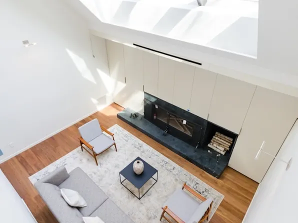 251 East 61st Street image 31 of 35