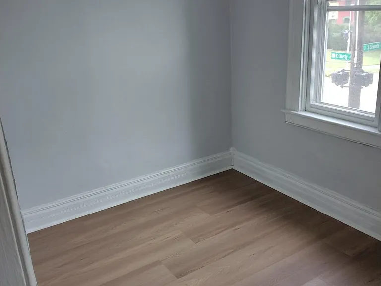 821 W Liberty St #2 — Photo 6