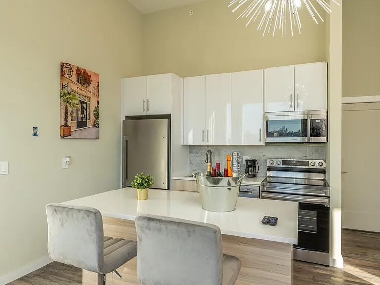 438 Wiota St #2R — Photo 24
