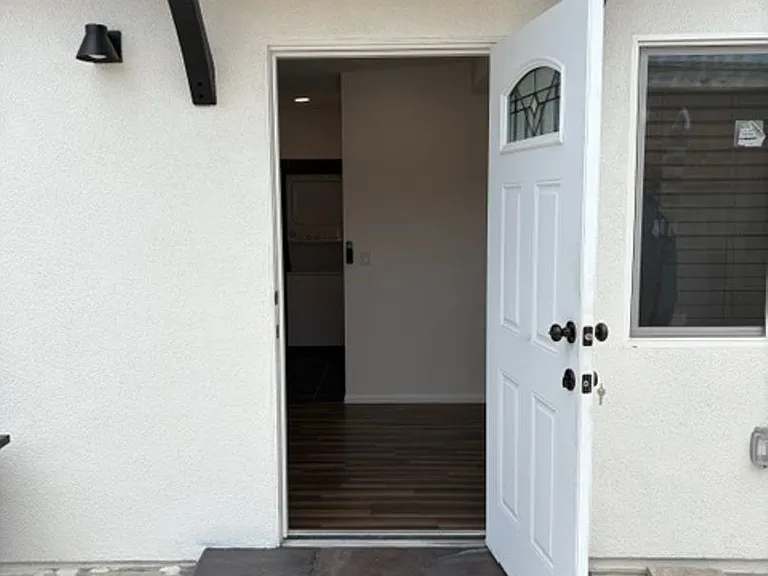 2538 W California St — Photo 14
