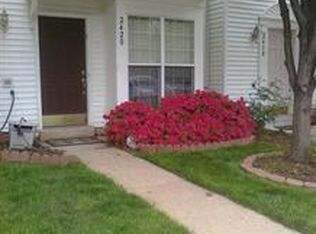 2420 Dew Meadow Ct, Herndon, VA 20171
