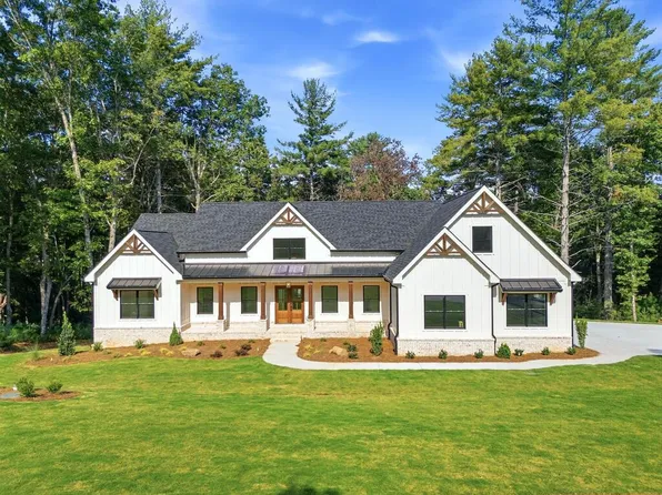 469 Oakwood Way, Blairsville, GA 30512