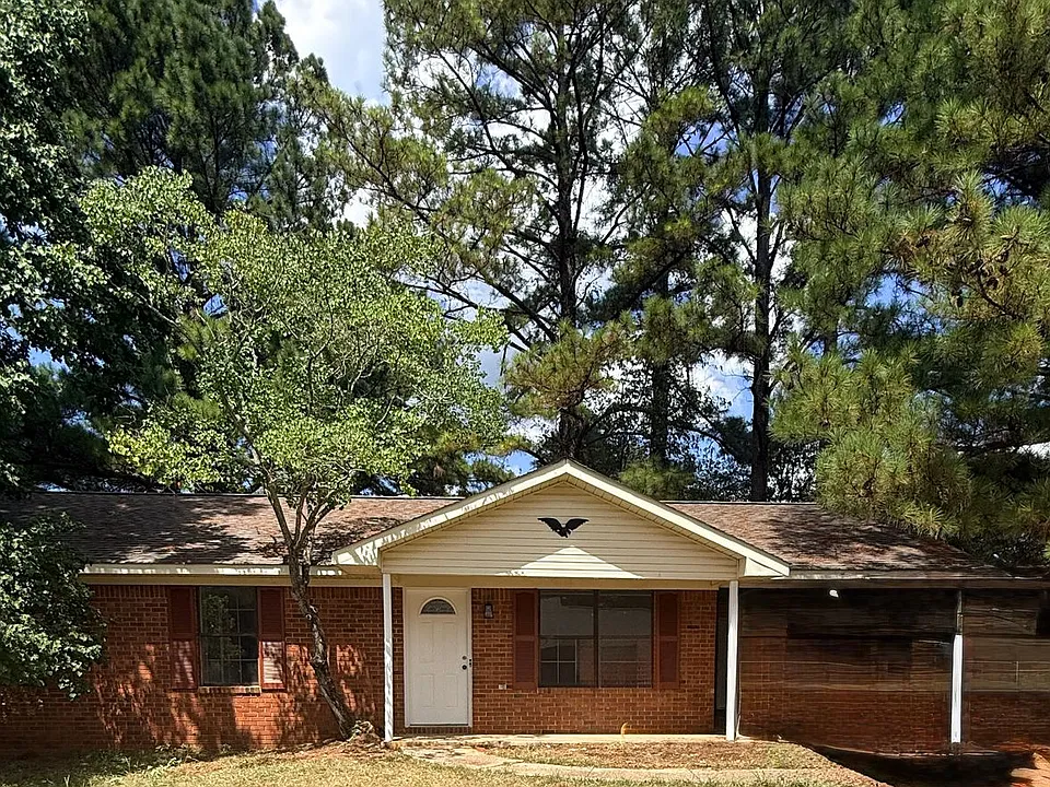 251 Sunset Dr