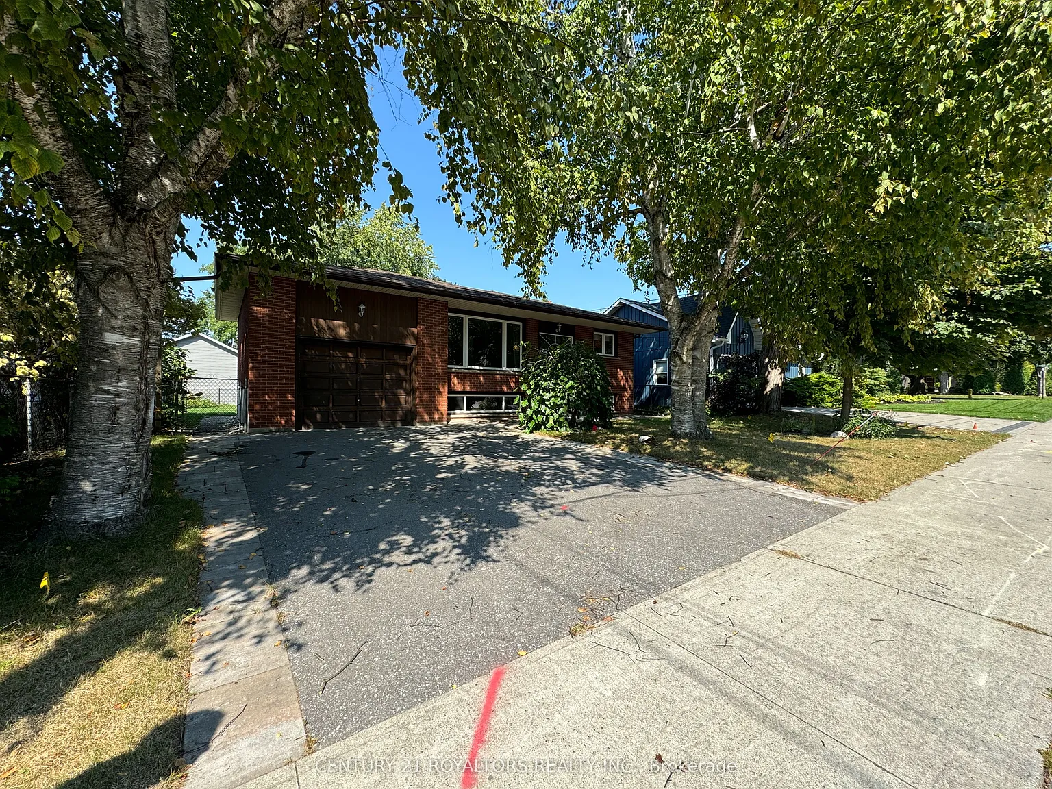 2 bed, $1,900 — Photo 1