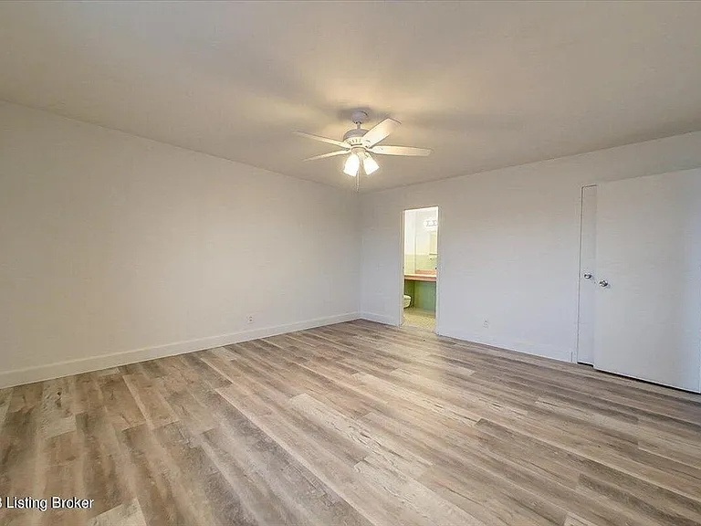 3320 Bardstown Rd #V17 — Photo 5