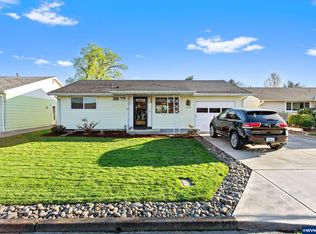 1650 Newport Way, Woodburn, OR