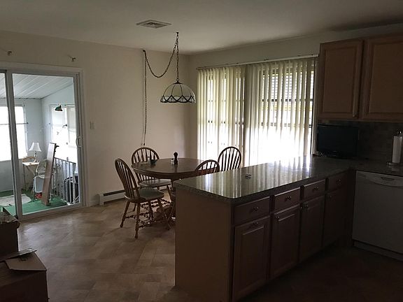 2nd image of 1 Piccadilly Ct