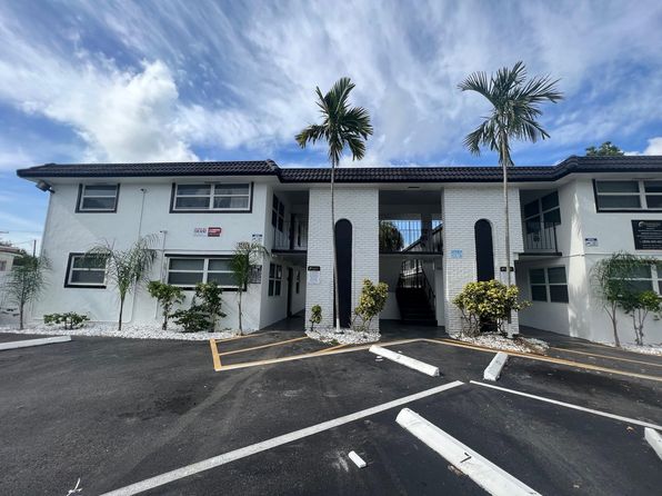 2500 Johnson St APT 8