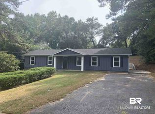 22 Cavalry Cir, Daphne, AL 36527
