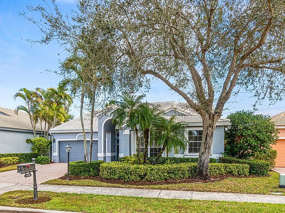 2nd image of 23298 Torre Circle