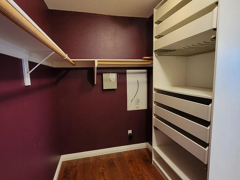 walkin closet drawers