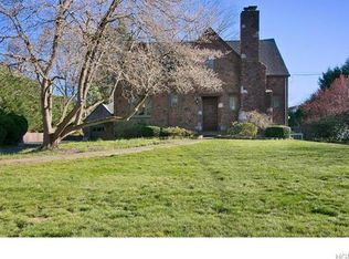 375 Oak Tree Rd, Palisades, NY 10964