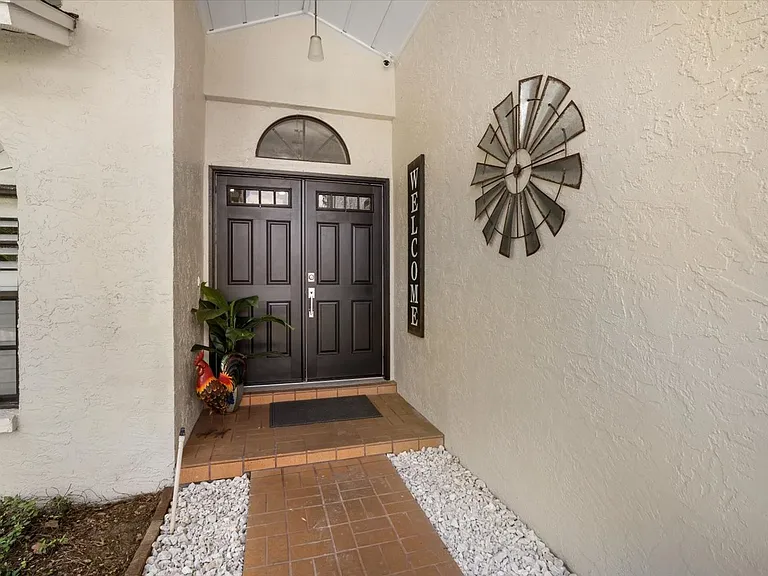 2110 Laindale Pl — Photo 15